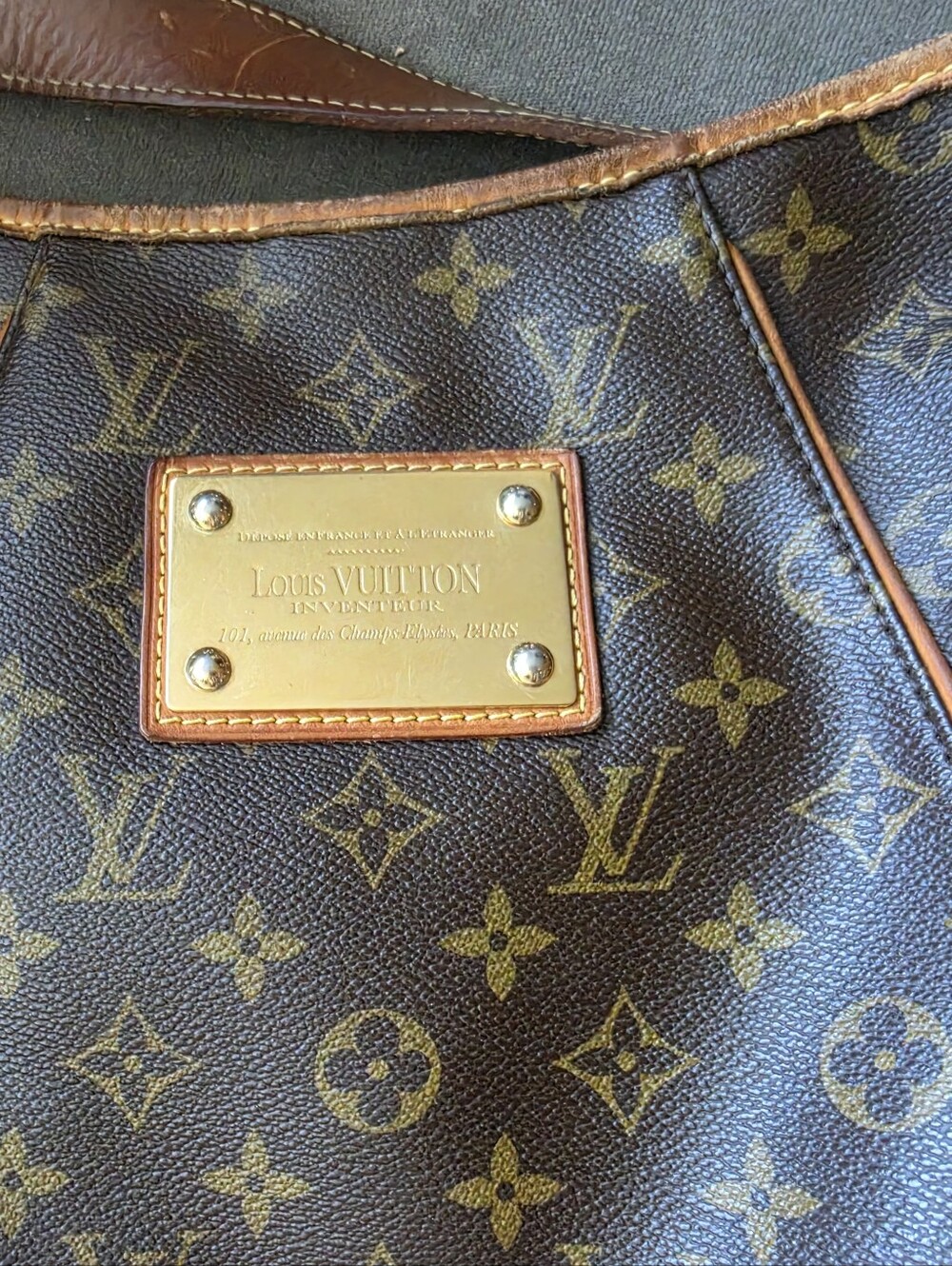 Louis Vuitton Monogram Galliera - Picture 2 of 9